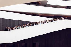 Mehr als 70 Roboterchirurginnen aus ganz Europa tauschten sich bei der Jahreskonferenz „GynConnect“ in Amsterdam aus.